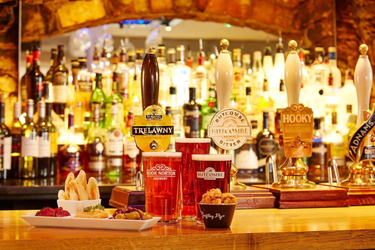 The Deddington Arms Hotell Eksteriør bilde